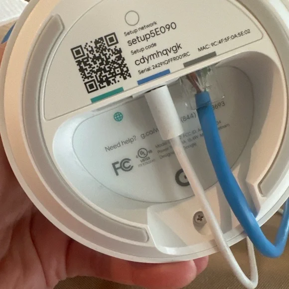 White Wi-Fi Router Set - Picture 3 of 3